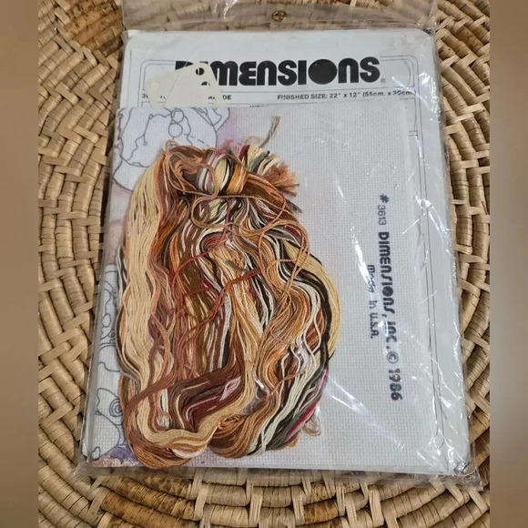 NWT Vintage Dimensions 1980s Bear Cottagecore Cross Stitch Kit - Picture 2 of 7